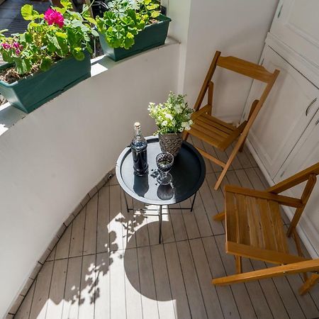 Irina'S Cozy Apartment #21 Tbilisi Bagian luar foto