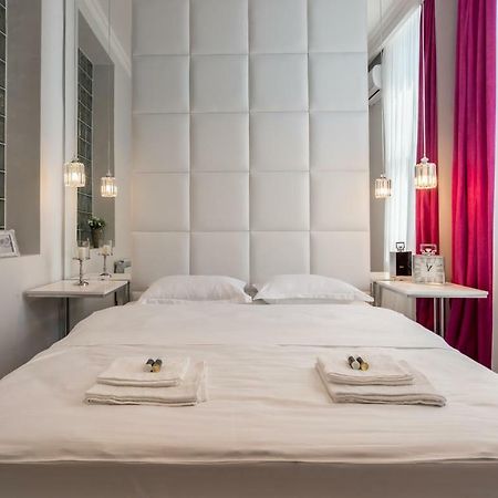 Irina'S Cozy Apartment #21 Tbilisi Bagian luar foto