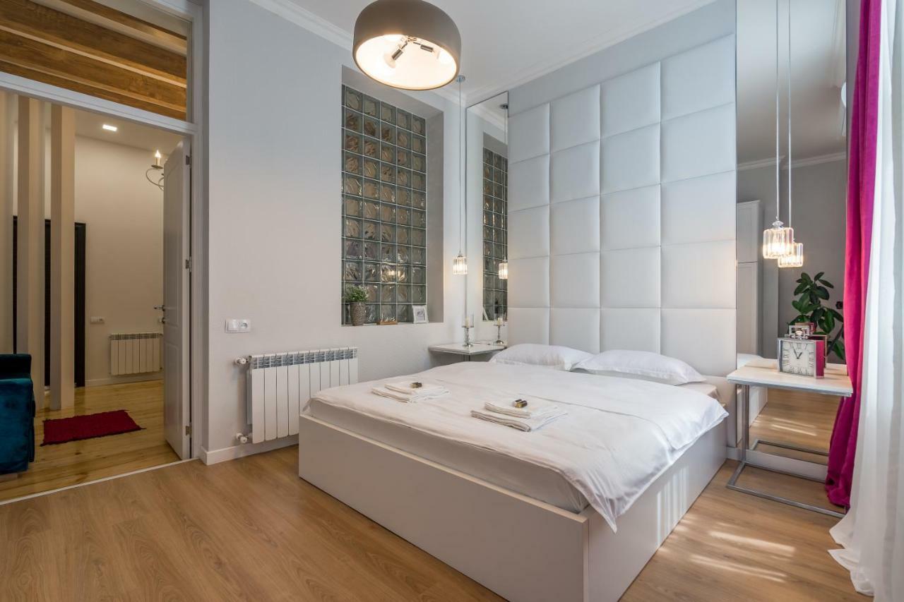 Irina'S Cozy Apartment #21 Tbilisi Bagian luar foto
