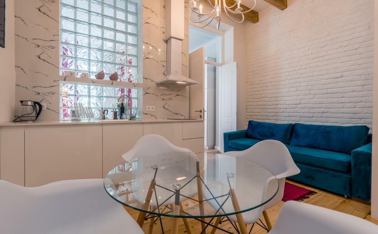 Irina'S Cozy Apartment #21 Tbilisi Bagian luar foto