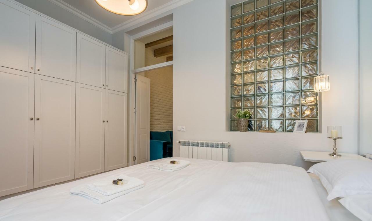 Irina'S Cozy Apartment #21 Tbilisi Bagian luar foto